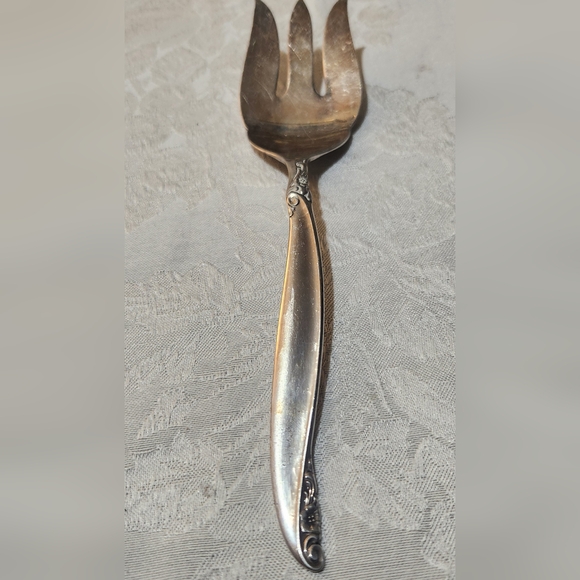 Leilani Silver Meat Server or Salad Serving Fork Vintage Serving Utensil - Picture 2 of 6
